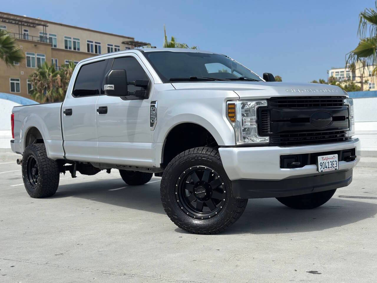 2019 Ford Super Duty F-250 XLT — Pickup Truck — 78,993 mi — Oceanside, CA