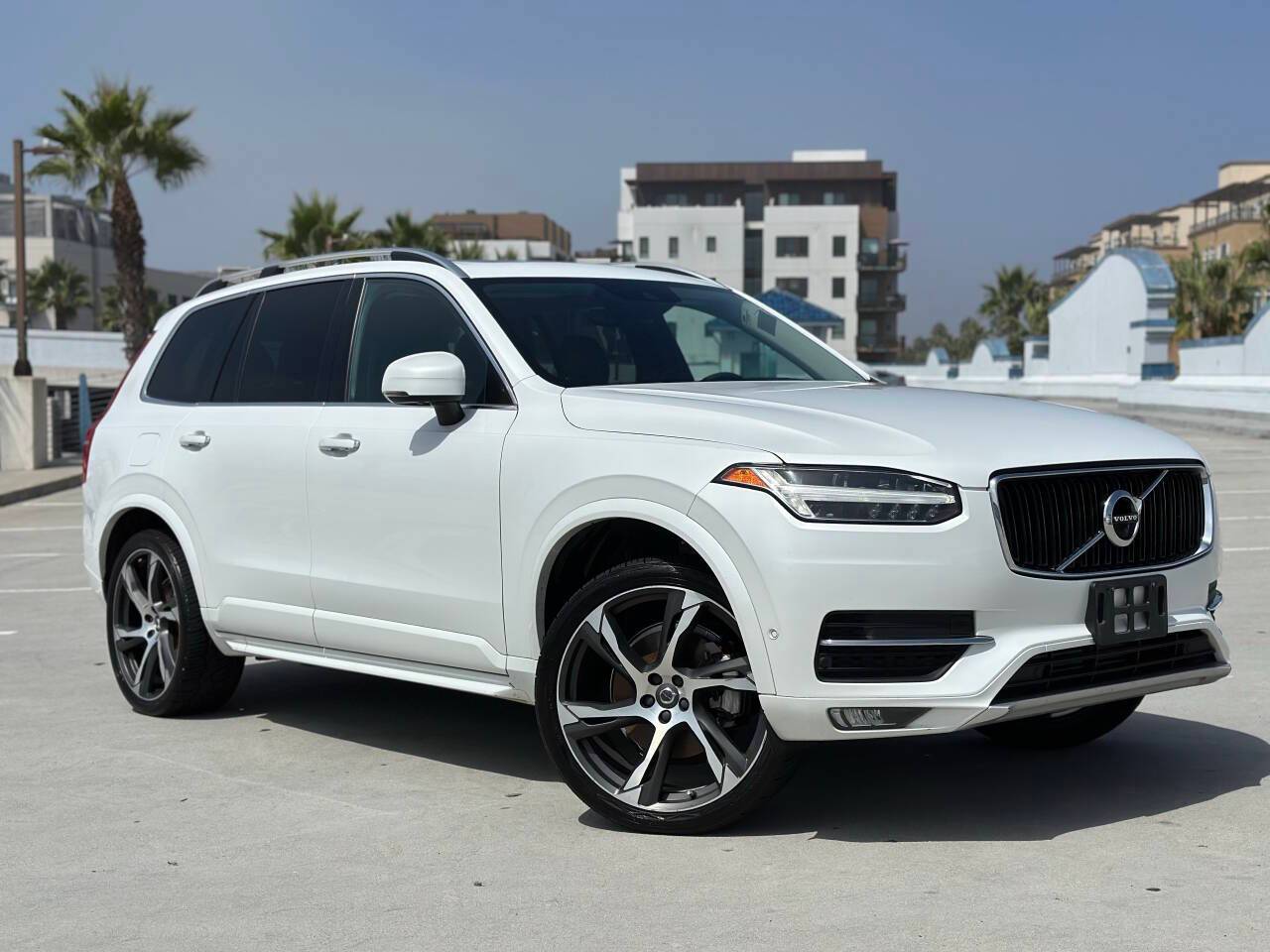 2018 Volvo XC90 Momentum — SUV — 86,175 mi — Oceanside, CA