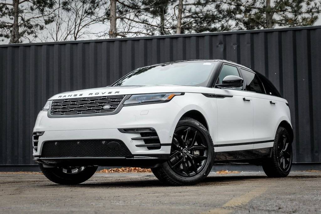2026 Land Rover Range Rover Velar Dynamic SE — SUV — 4,179 mi — Schaumburg, IL