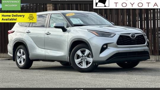 2024 Toyota Highlander LE — SUV — 28,178 mi — Seaside, CA