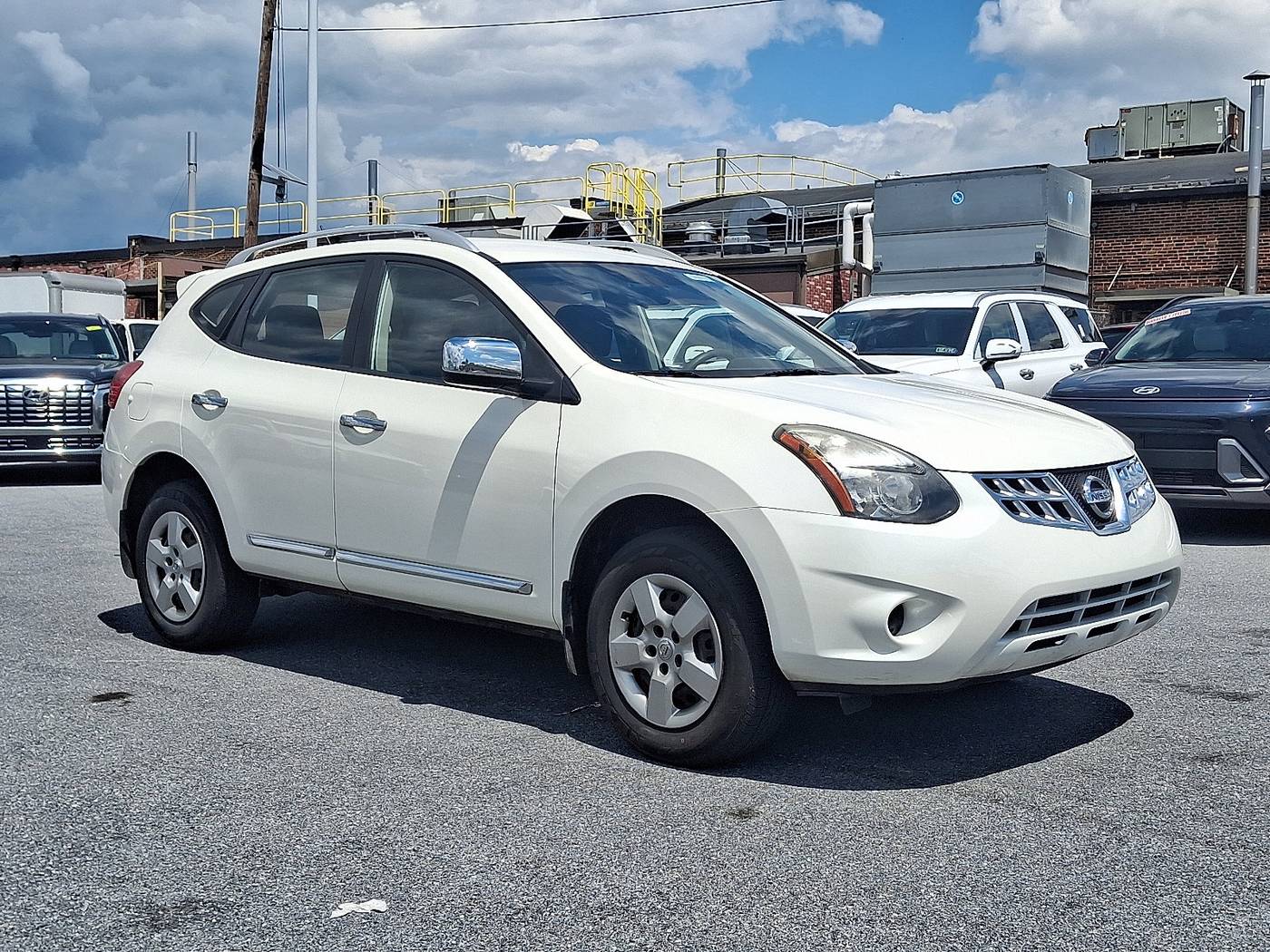 2015 Nissan Rogue Select S — SUV — 137,489 mi — Harrisburg, PA