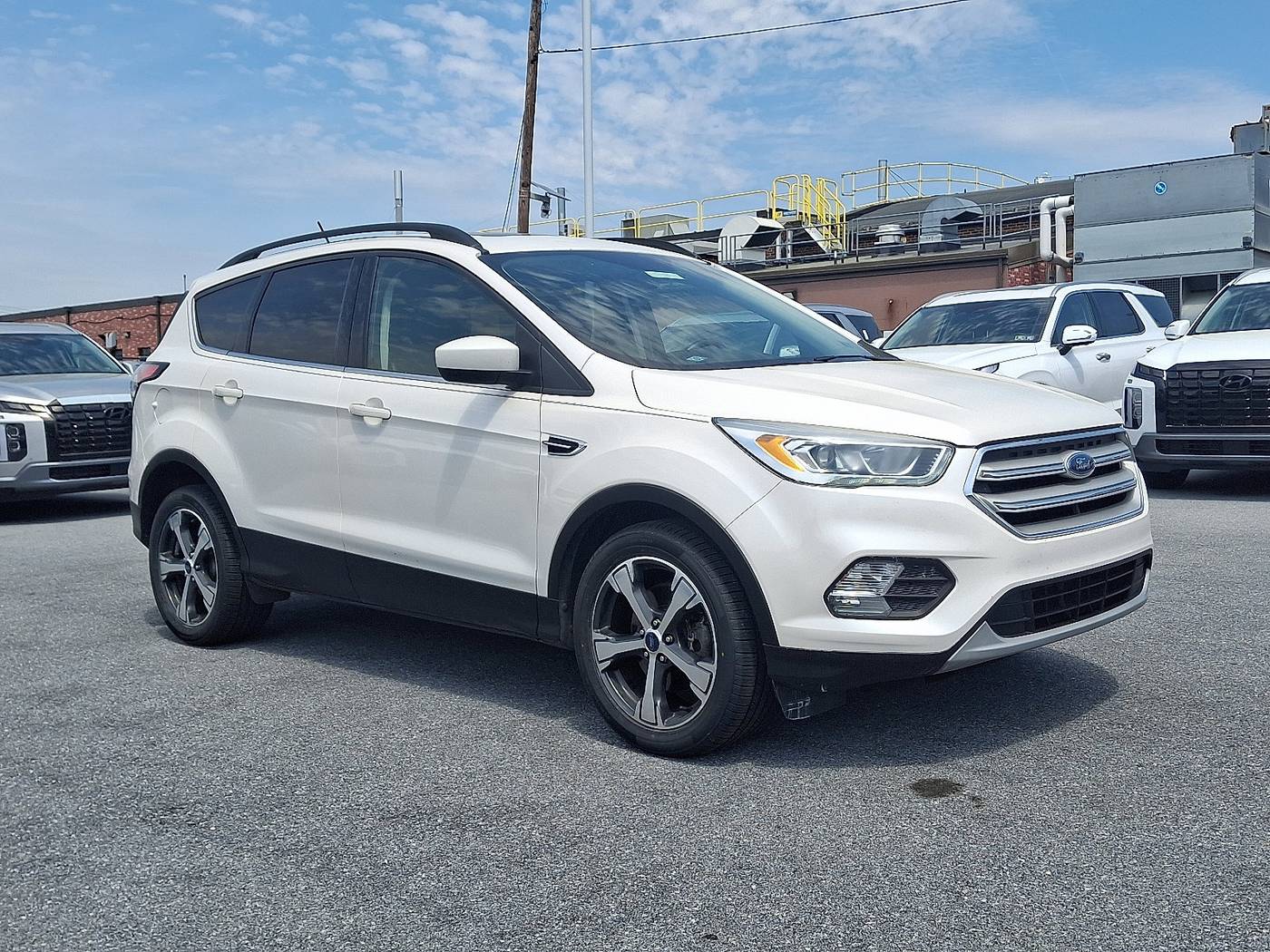2018 Ford Escape SEL — SUV — 105,496 mi — Harrisburg, PA
