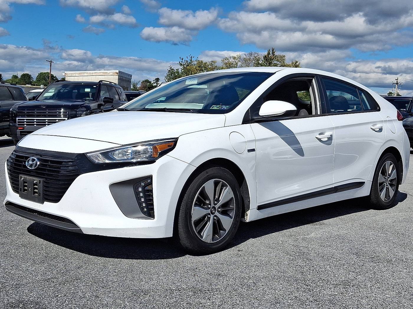 2019 Hyundai Ioniq Plug-In Hybrid Base — Hatchback — 70,964 mi — Harrisburg, PA