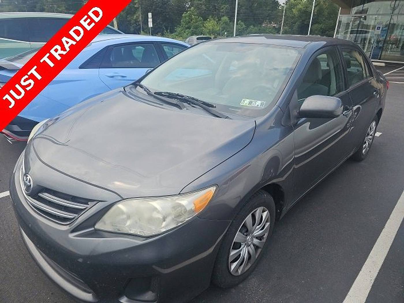 2013 Toyota Corolla LE — Sedan — 117,928 mi — Harrisburg, PA