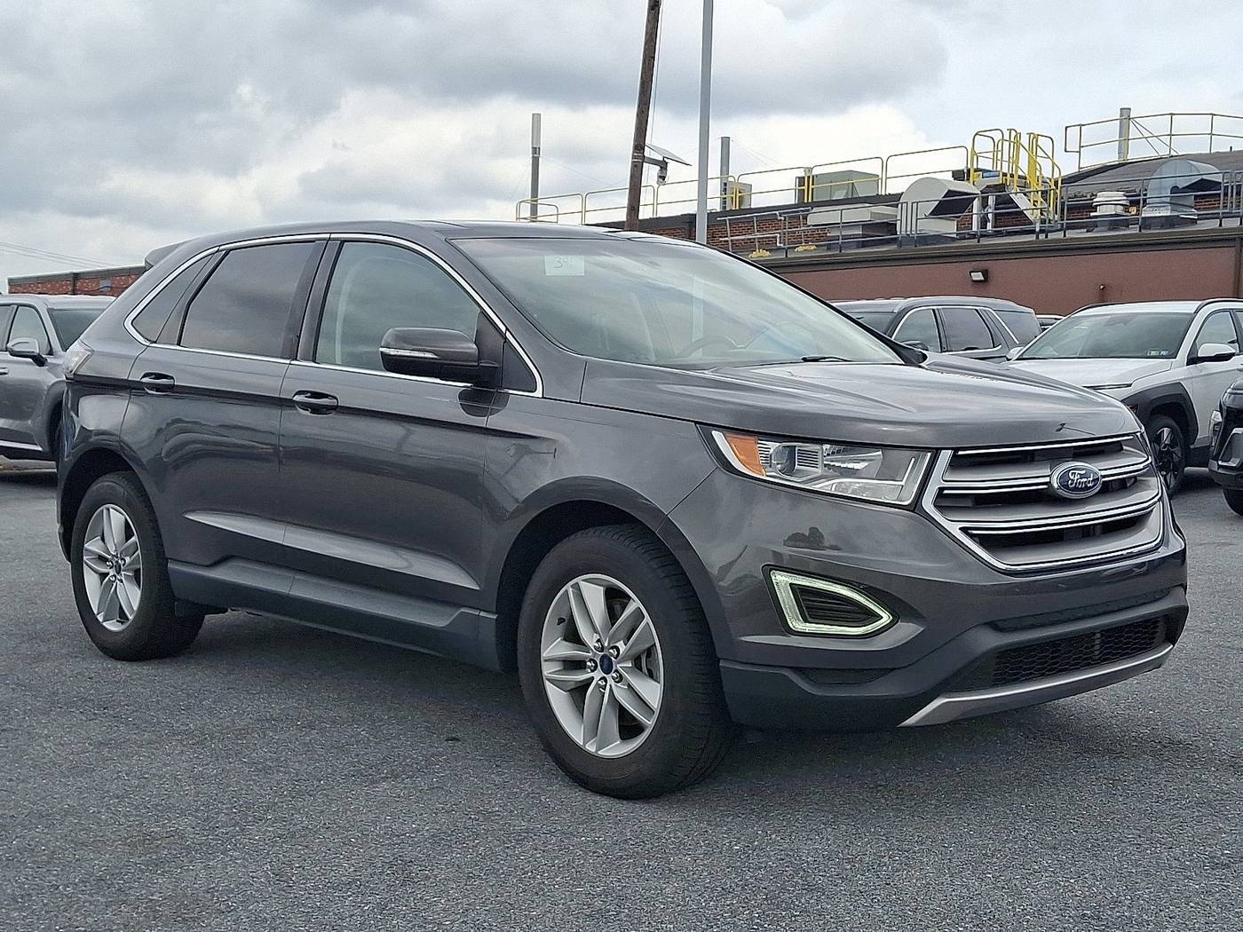 2017 Ford Edge SEL — SUV — 106,241 mi — Harrisburg, PA