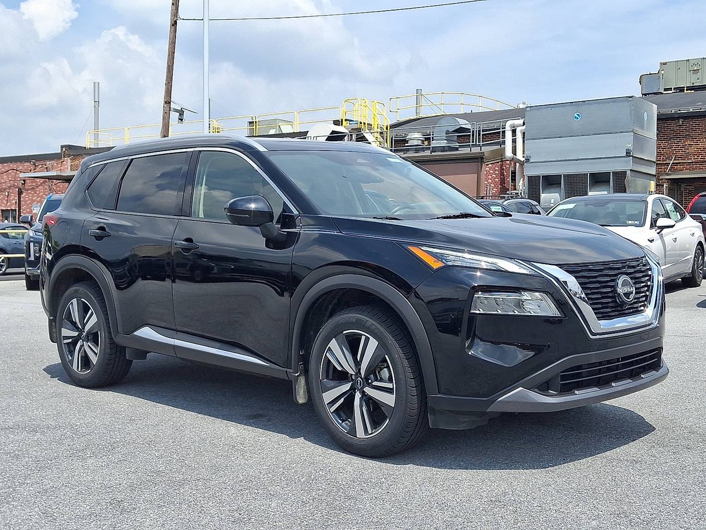 2023 Nissan Rogue SL — SUV — 20,159 mi — Harrisburg, PA