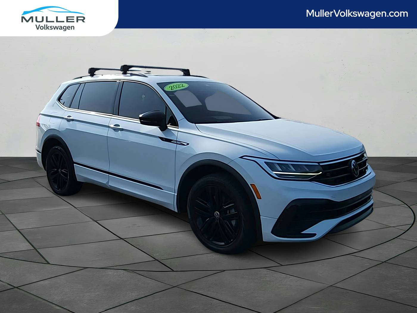 2022 Volkswagen Tiguan SE R-Line Black — SUV — 37,683 mi — Highland Park, IL