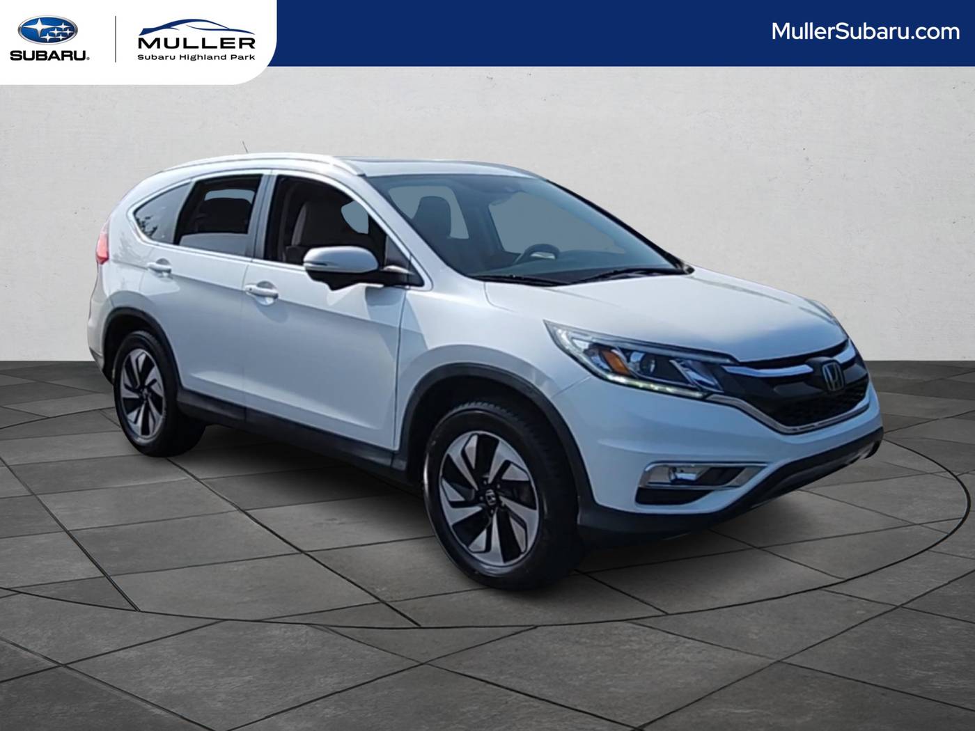 2015 Honda CR-V Touring — SUV — 30,584 mi — Highland Park, IL
