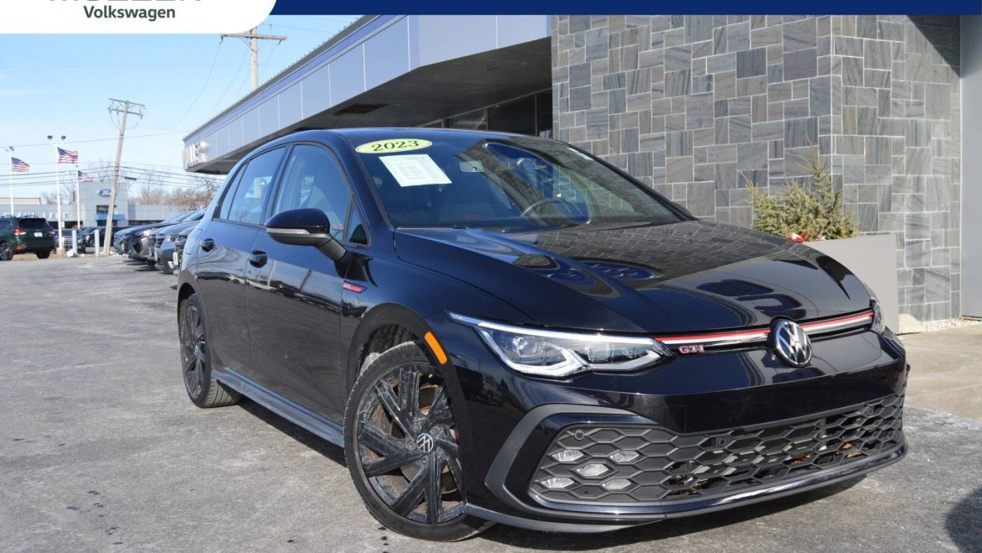 2023 Volkswagen Golf GTI SE — Hatchback — 27,342 mi — Highland Park, IL