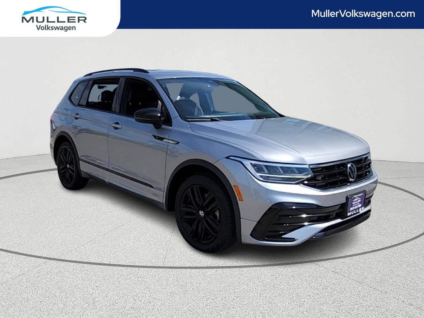 2022 Volkswagen Tiguan SE R-Line Black — SUV — 48,514 mi — Highland Park, IL