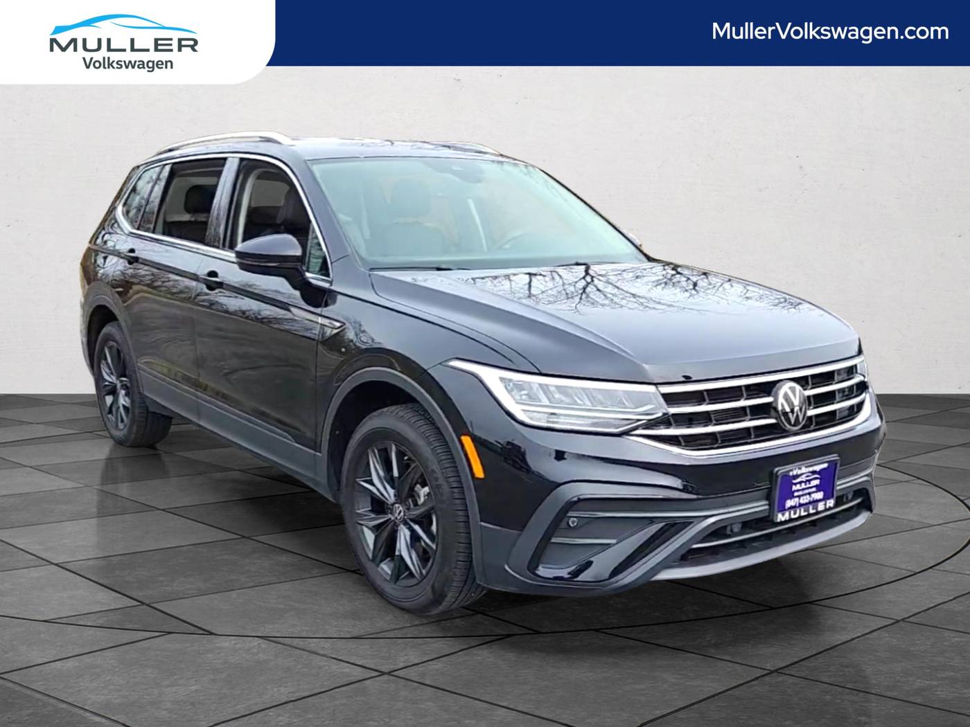 2024 Volkswagen Tiguan SE — SUV — 10,754 mi — Highland Park, IL