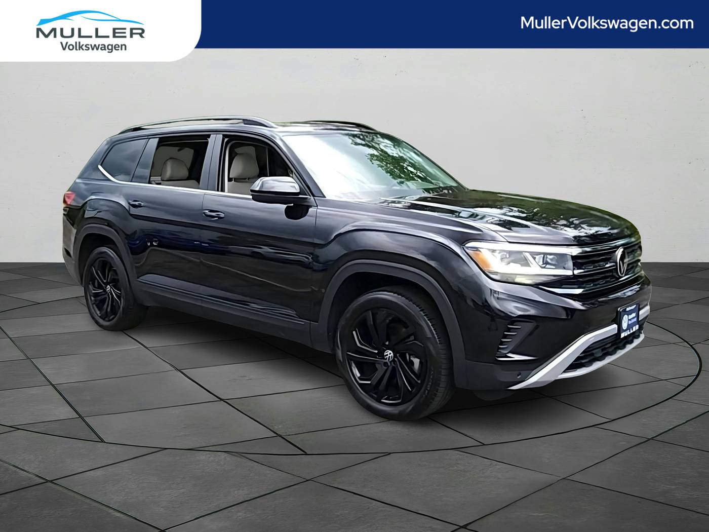 2023 Volkswagen Atlas SE with Technology — SUV — 35,504 mi — Highland Park, IL