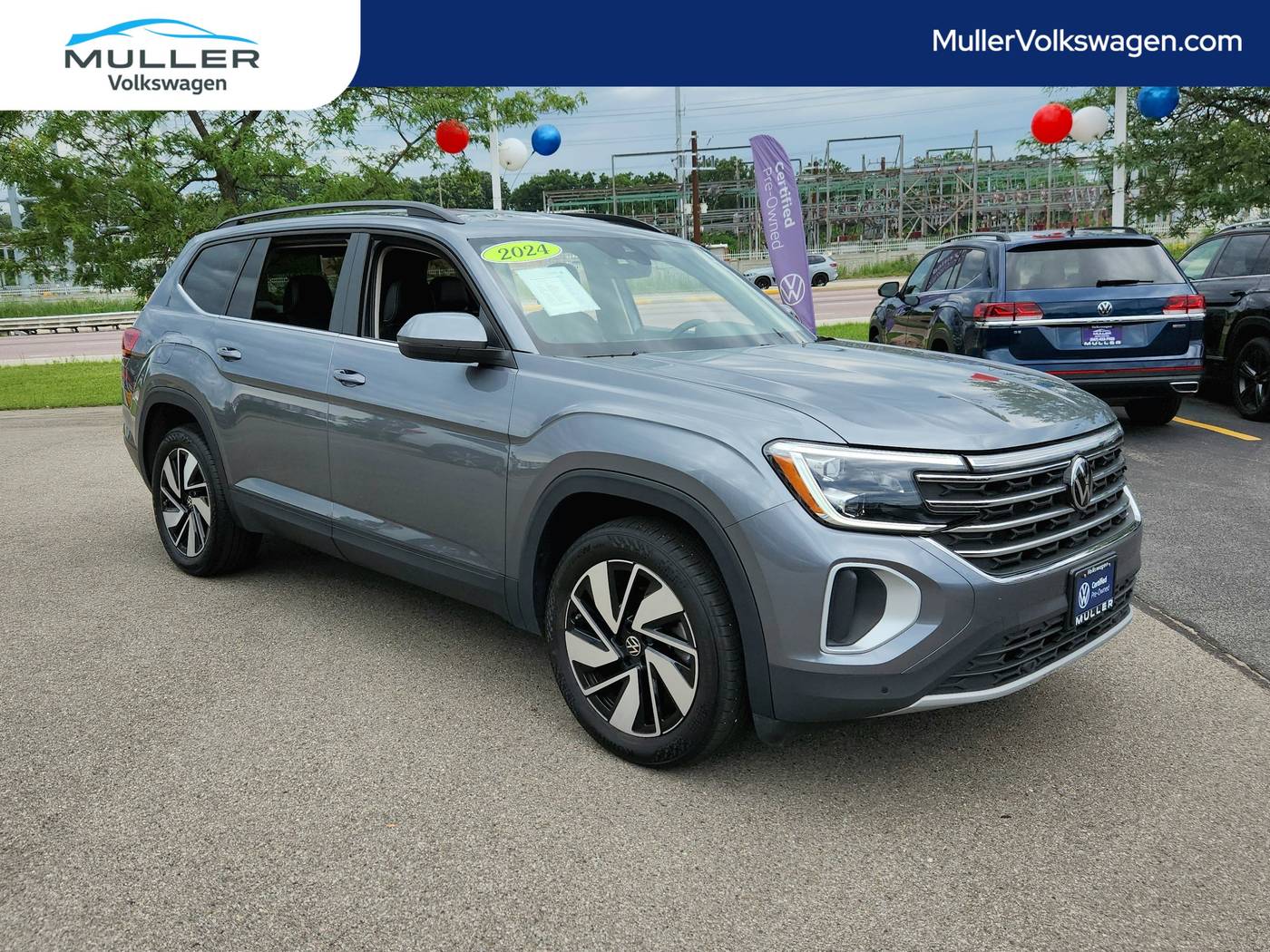 2024 Volkswagen Atlas SE with Technology — SUV — 18,750 mi — Highland Park, IL