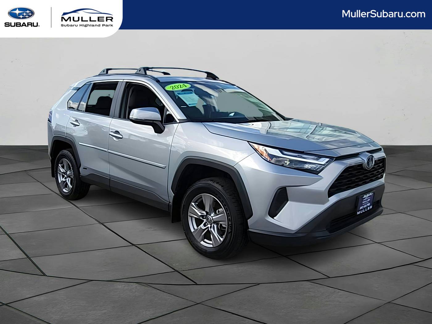 2024 Toyota RAV4 Hybrid XLE — SUV — 9,852 mi — Highland Park, IL