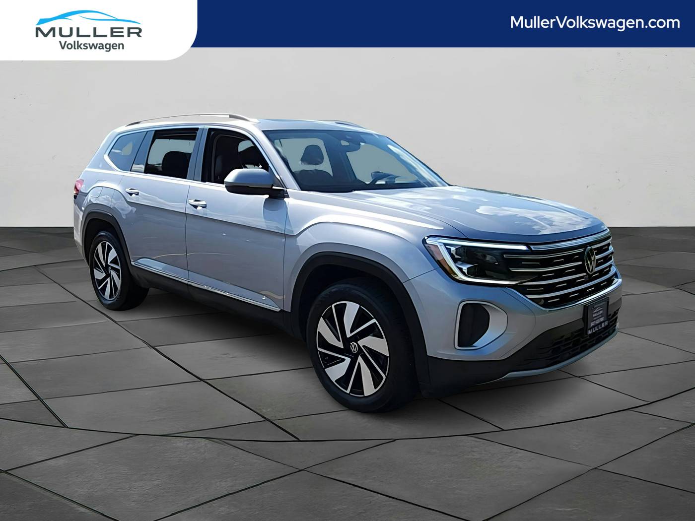 2024 Volkswagen Atlas SEL — SUV — 4,869 mi — Highland Park, IL