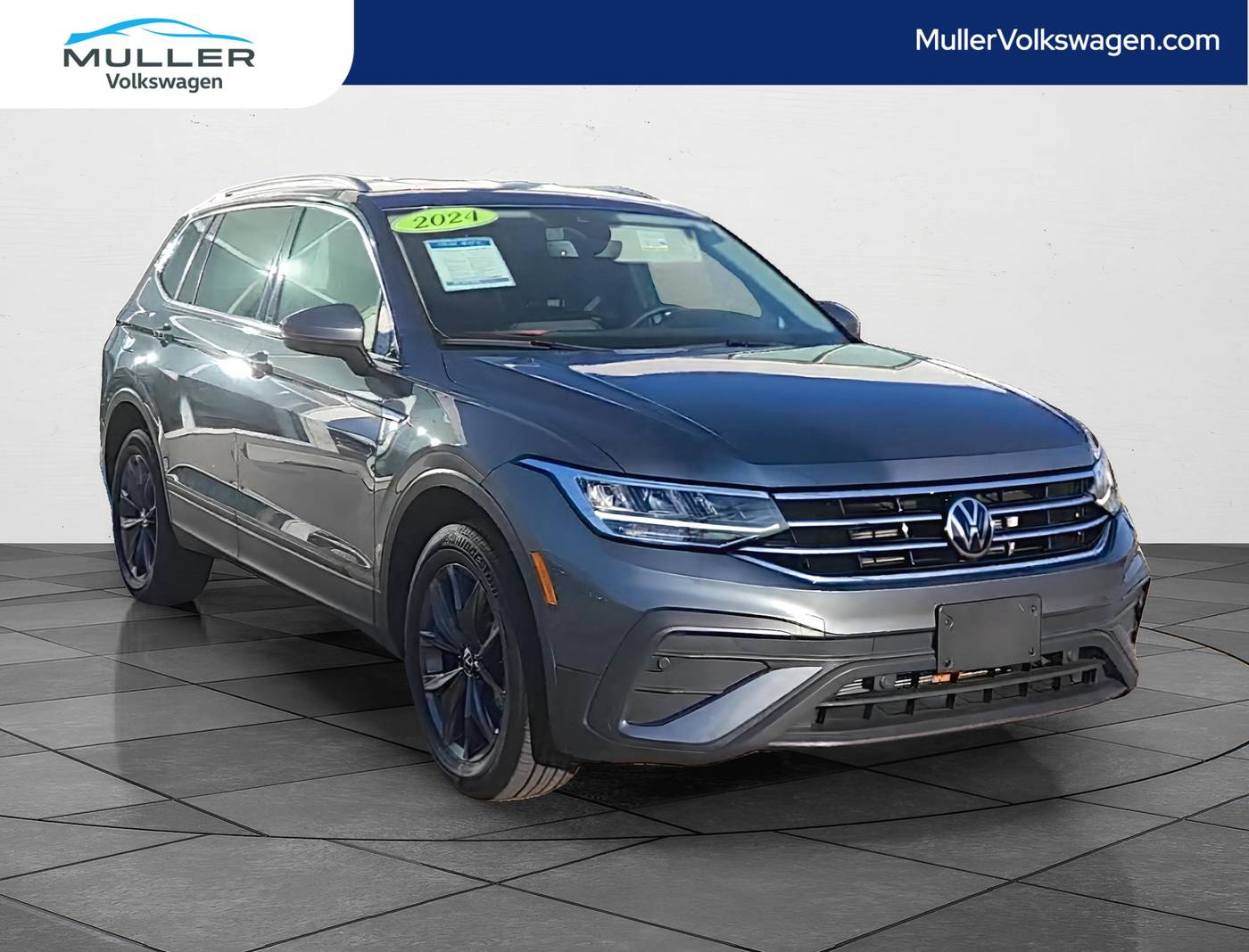 2024 Volkswagen Tiguan SE — SUV — 11,357 mi — Highland Park, IL
