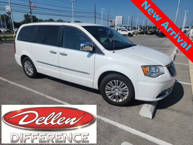 2015 Chrysler Town & Country Touring-L — Minivan — 163,928 mi — Greenfield, IN