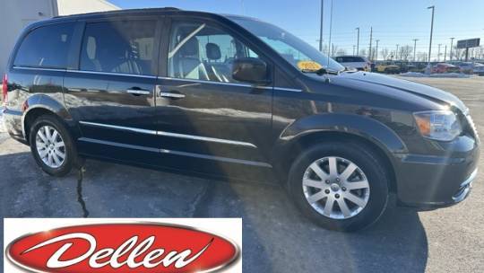 2015 Chrysler Town & Country Touring — Minivan — 109,535 mi — Greenfield, IN