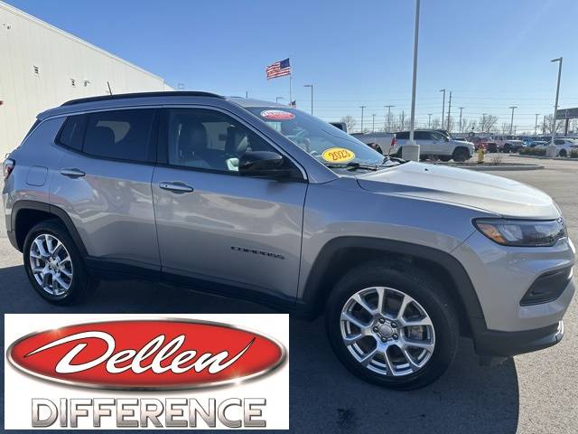 2023 Jeep Compass Latitude Lux — SUV — 17,546 mi — Greenfield, IN