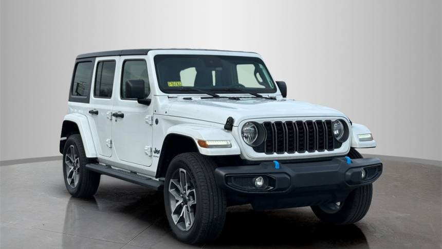 2024 Jeep Wrangler Sport S — SUV — 15,240 mi — Franklin, IN