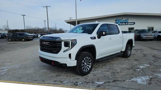 2023 GMC Sierra 1500 AT4 — Pickup Truck — 40,855 mi — Greencastle, IN
