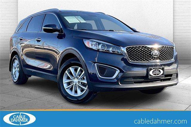 2016 Kia Sorento LX — SUV — 67,670 mi — Independence, MO