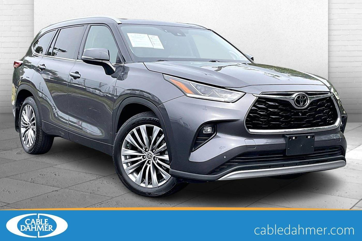 2021 Toyota Highlander Platinum — SUV — 64,446 mi — Independence, MO