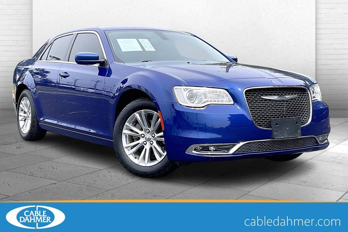 2019 Chrysler 300 Touring — Sedan — 66,932 mi — Independence, MO