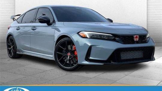 2025 Honda Civic Type R — Hatchback — 2,100 mi — Kansas City, MO