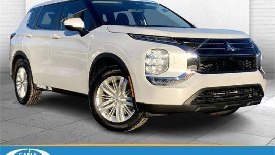 2022 Mitsubishi Outlander ES — SUV — 63,011 mi — Kansas City, MO