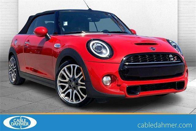 2019 MINI Convertible Cooper S — Convertible — 62,307 mi — Kansas City, MO