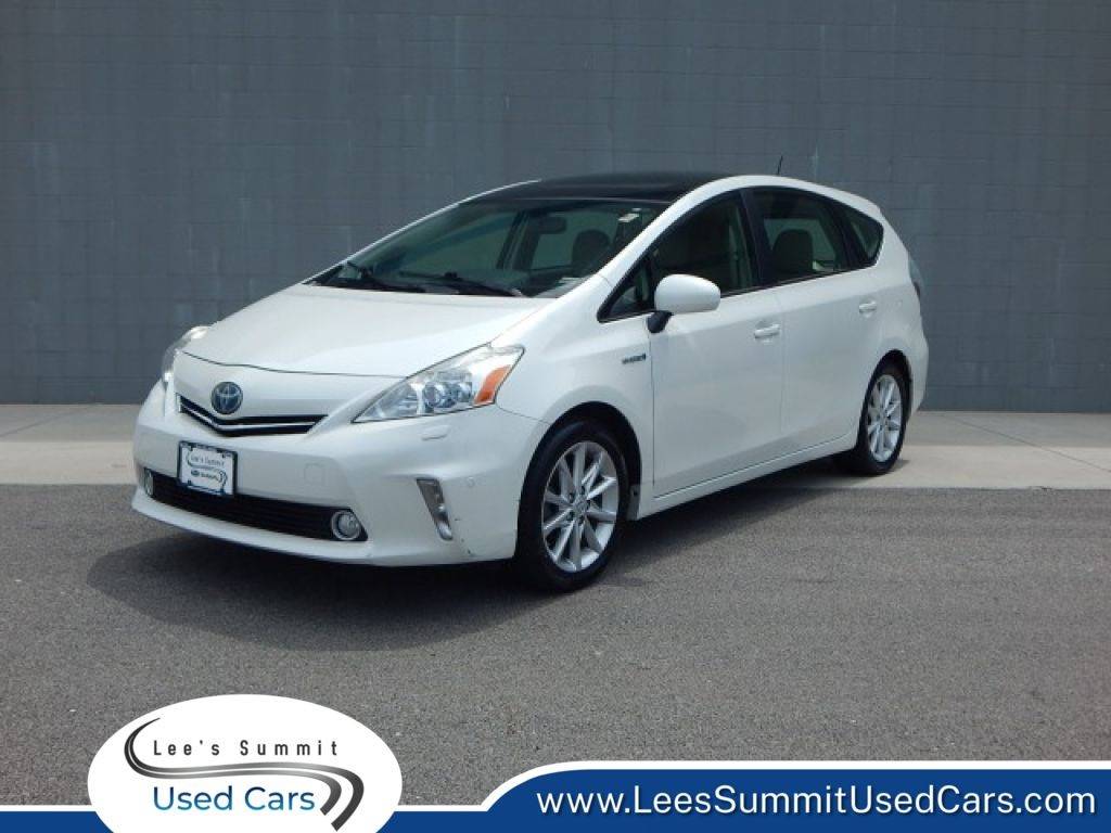 2013 Toyota Prius v Five — Wagon — 167,972 mi — Lees Summit, MO