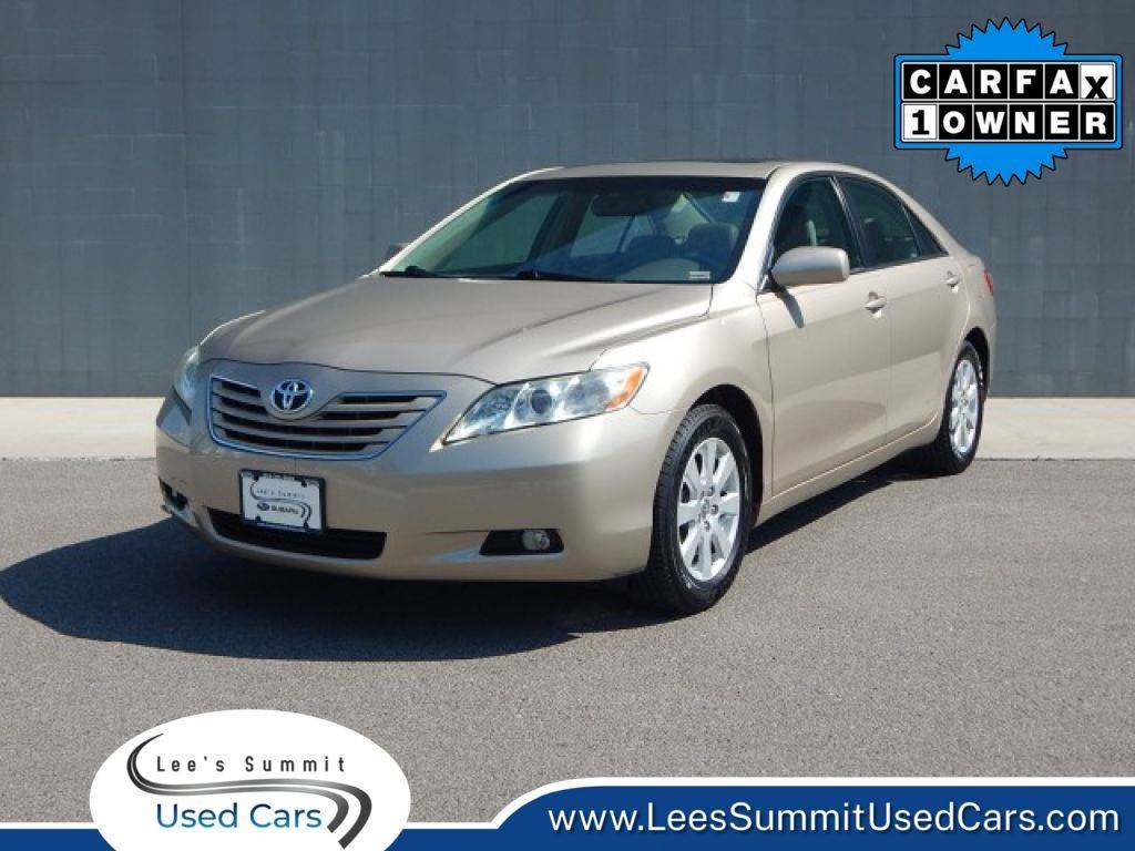 2009 Toyota Camry Base — Sedan — 132,961 mi — Lees Summit, MO