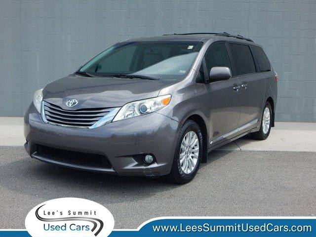 2016 Toyota Sienna L — Minivan — 193,072 mi — Lees Summit, MO