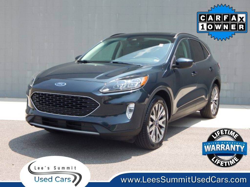 2022 Ford Escape Titanium — SUV — 20,739 mi — Lees Summit, MO