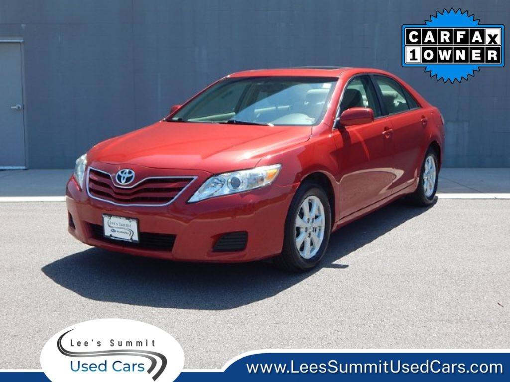 2011 Toyota Camry LE — Sedan — 96,649 mi — Lees Summit, MO