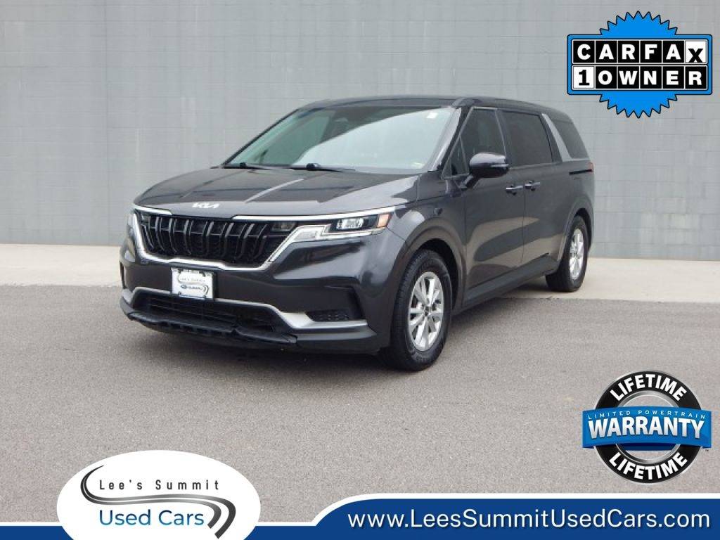 2023 Kia Carnival LX — Minivan — 69,500 mi — Lees Summit, MO