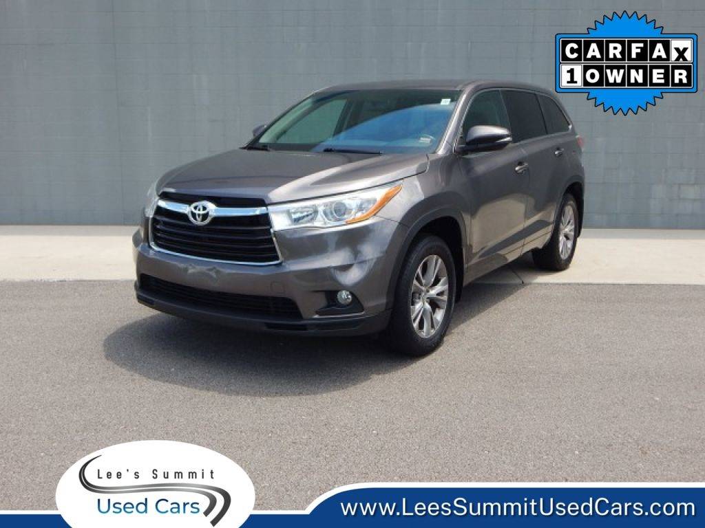 2014 Toyota Highlander LE V6 — SUV — 121,575 mi — Lees Summit, MO