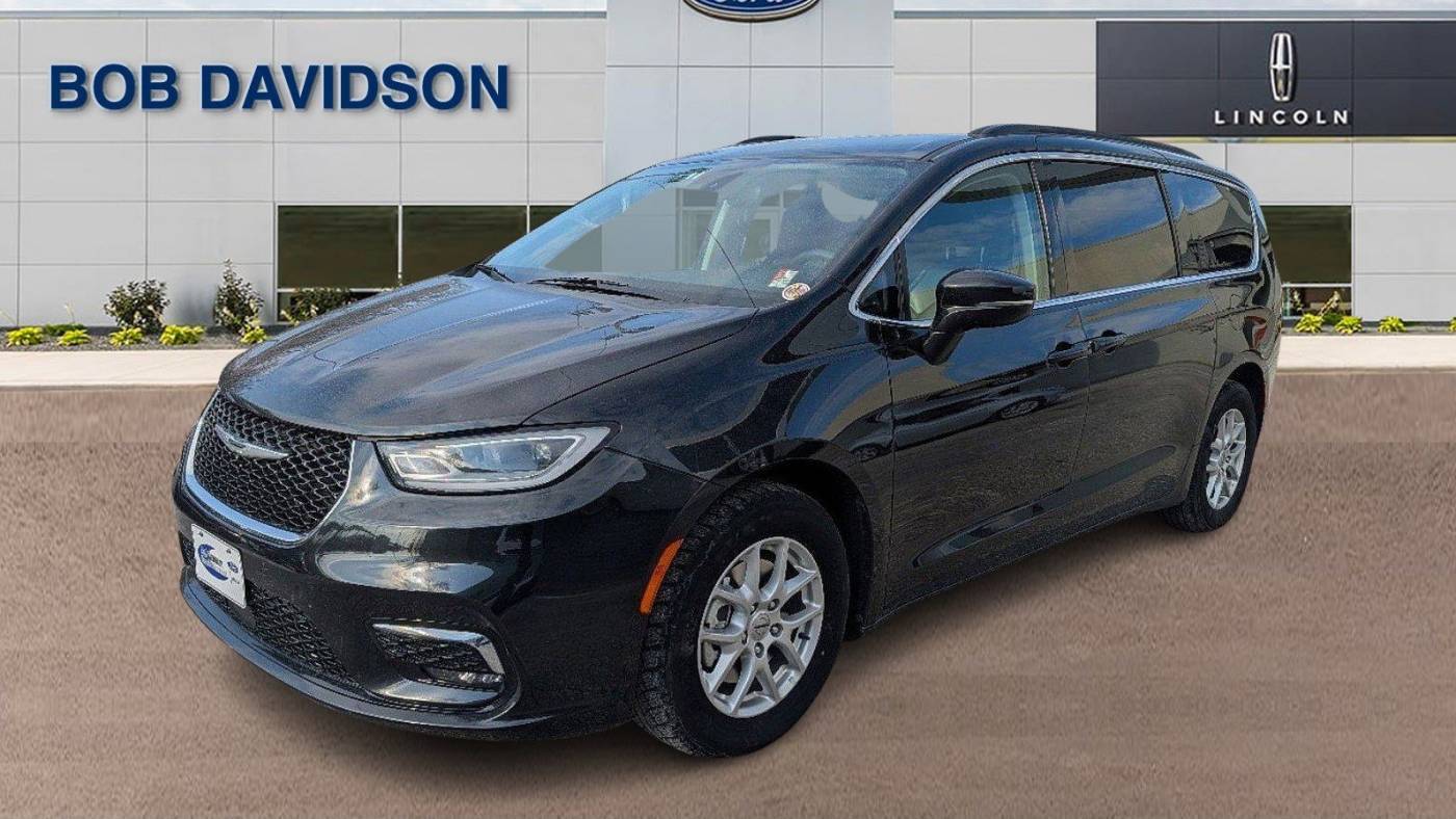 2022 Chrysler Pacifica Touring L — Minivan — 82,771 mi — Baltimore, MD
