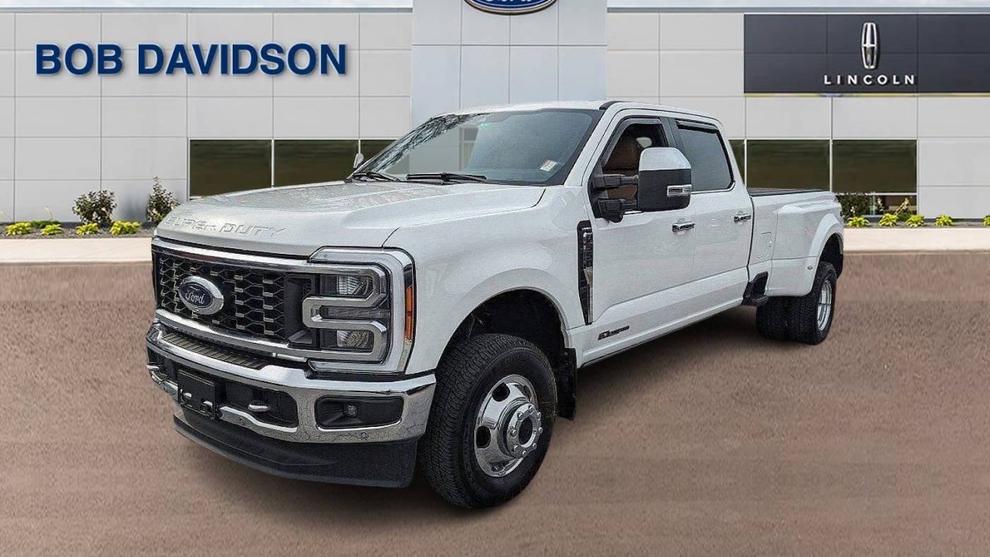 2023 Ford Super Duty F-350 LARIAT — Pickup Truck — 10,395 mi — Baltimore, MD