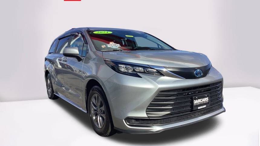 2024 Toyota Sienna LE — Minivan — 27,679 mi — Baltimore, MD