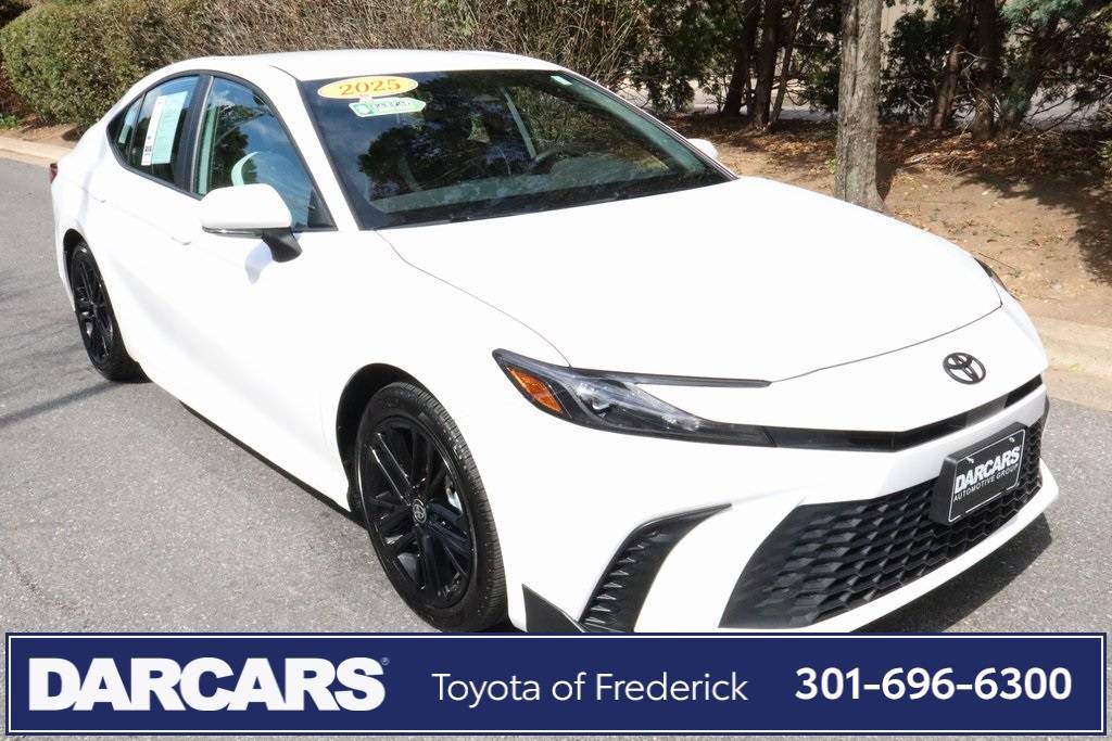 2025 Toyota Camry Hybrid SE — Sedan — 6,712 mi — Frederick, MD