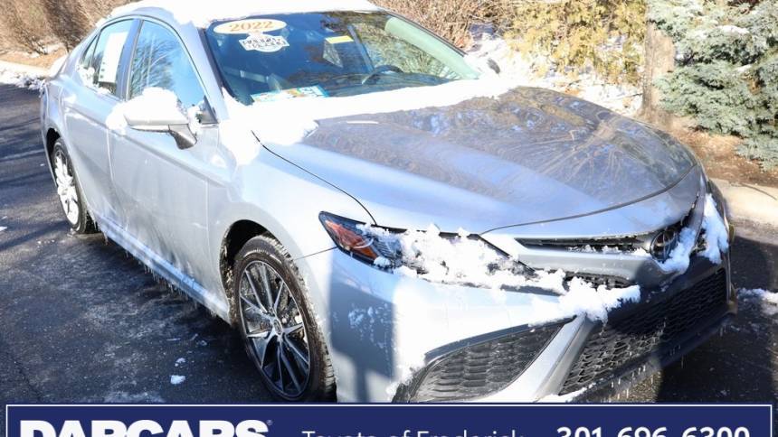 2022 Toyota Camry SE — Sedan — 64,799 mi — Frederick, MD