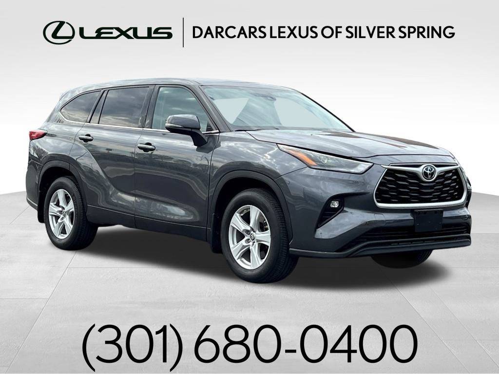 2021 Toyota Highlander LE — SUV — 23,727 mi — Silver Spring, MD