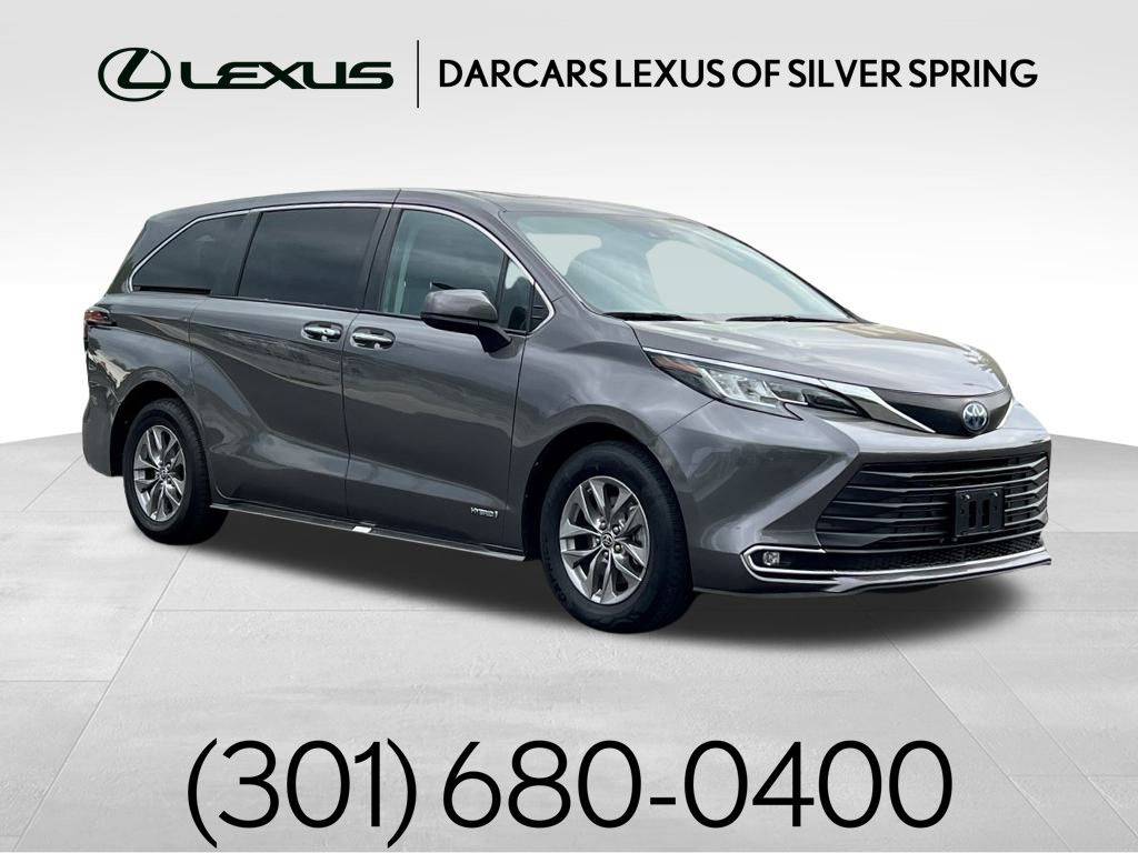 2021 Toyota Sienna XLE — Minivan — 71,841 mi — Silver Spring, MD