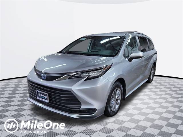 2022 Toyota Sienna LE — Minivan — 36,438 mi — Owings Mills, MD