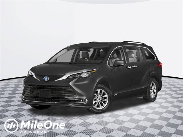 2025 Toyota Sienna XLE — Minivan — 5,528 mi — Owings Mills, MD