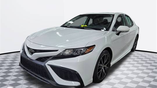 2022 Toyota Camry SE — Sedan — 28,169 mi — Owings Mills, MD
