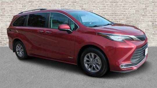 2021 Toyota Sienna Review  Pricing, Trims & Photos - TrueCar