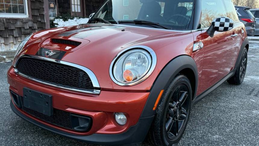 2013 MINI Hardtop Cooper S — Hatchback — 73,994 mi — North Chelmsford, MA